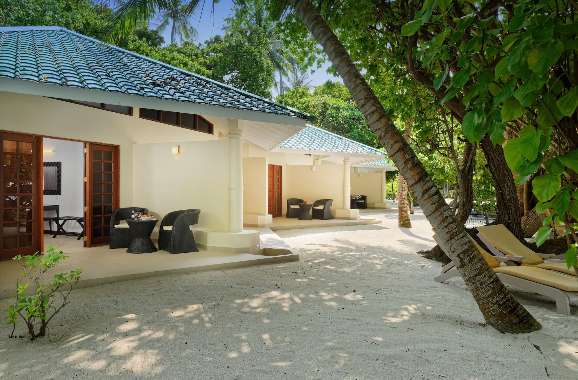 Embudu Village Resort Embudu Island Exterior foto